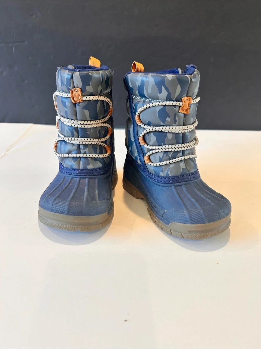 OshKosh Kids Size 5 Blue Camo Waterproof Winter Snow Boots